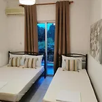 Hébergement de vacances Adamidis Paralía Skotínis