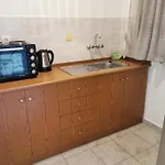 Adamidis * Paralía Skotínis