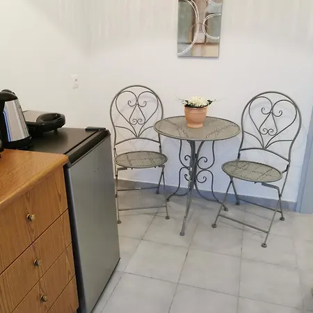 Adamidis بيت للعطل *