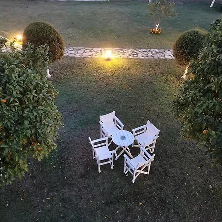 Adamidis Tatil Evi Paralía Skotínis