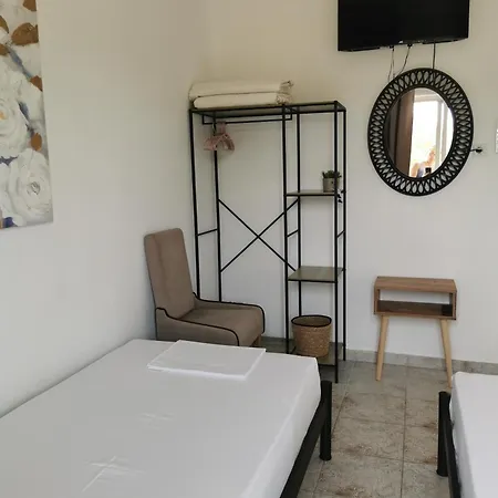 Tatil Evi Adamidis Paralía Skotínis